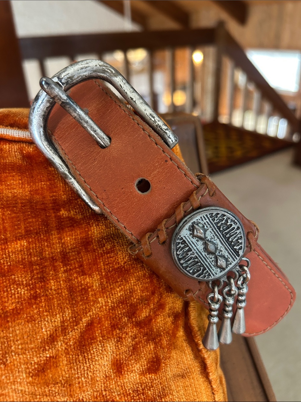 Vintage Made in USA Distressed Concho Southwestern Tan/light brown Leather Belt, - Picture 2 of 6